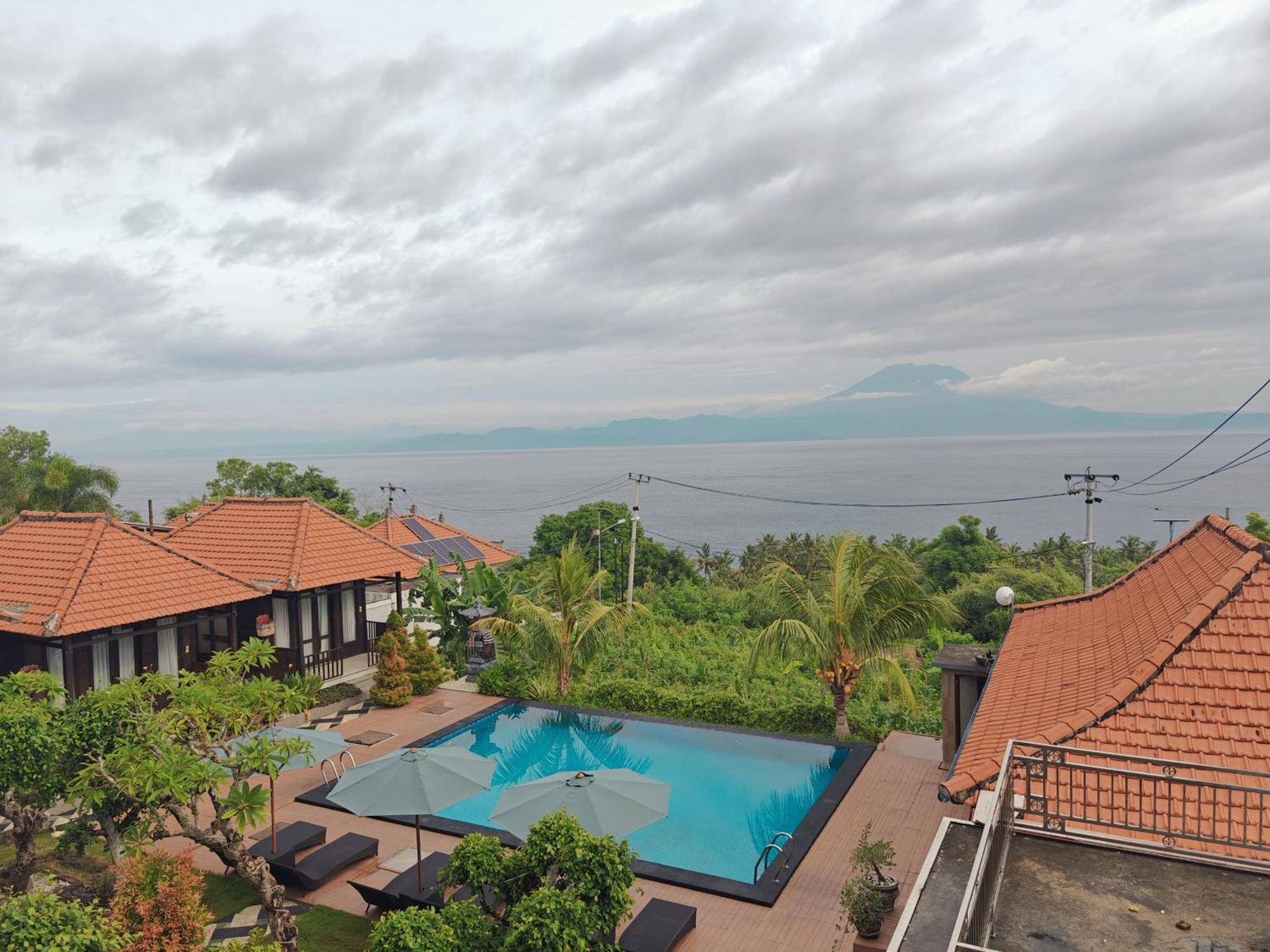 Nusa Sedayu Hotel By Ocean View Batununggul Εξωτερικό φωτογραφία