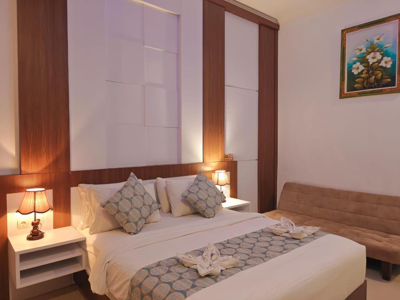 Nusa Sedayu Hotel By Ocean View Batununggul Εξωτερικό φωτογραφία