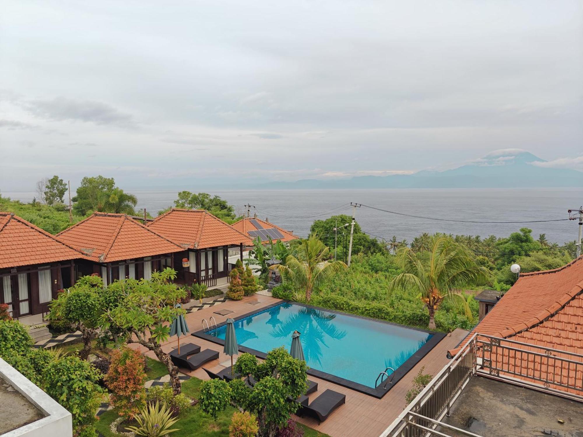 Nusa Sedayu Hotel By Ocean View Batununggul Εξωτερικό φωτογραφία