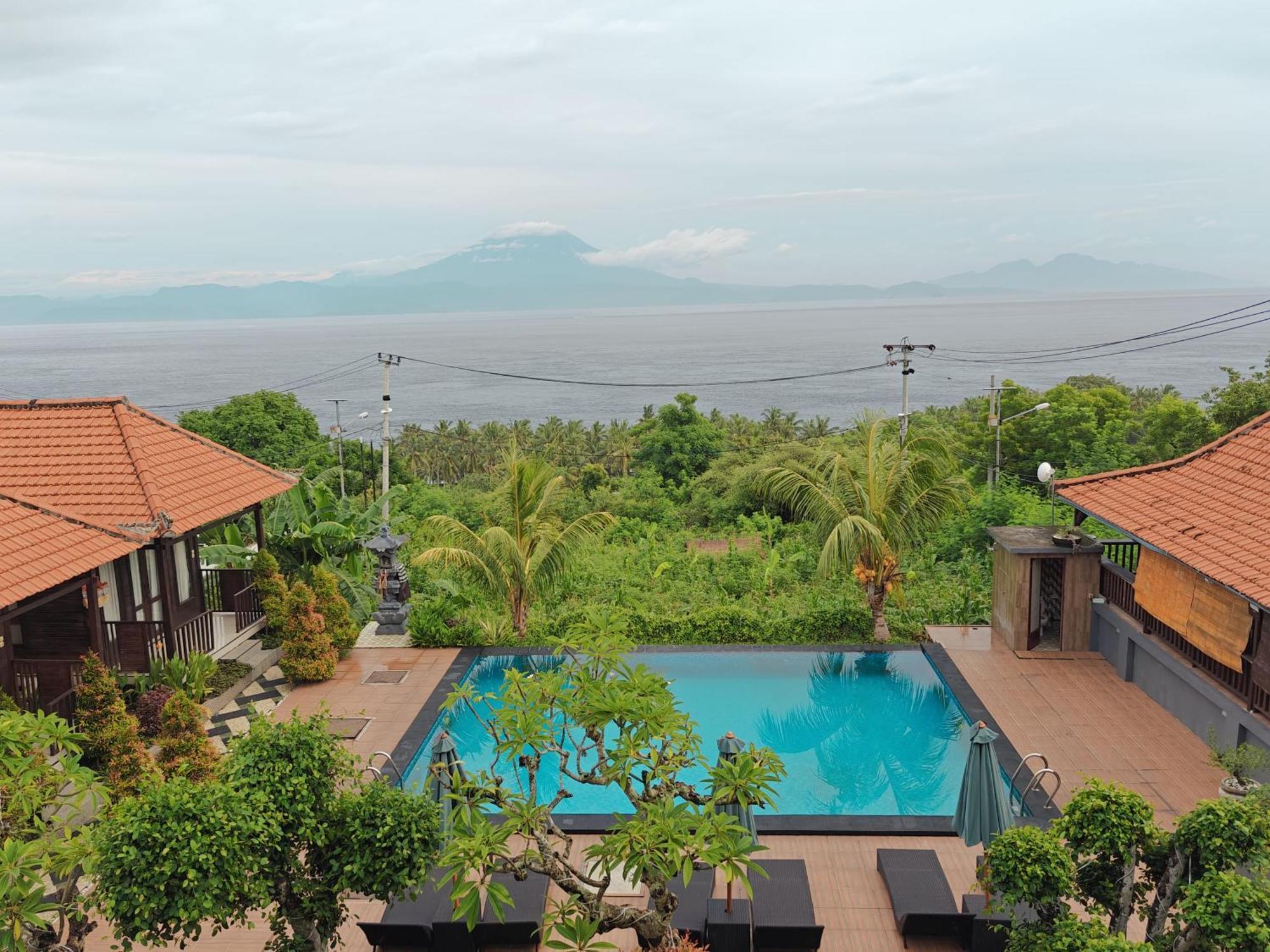 Nusa Sedayu Hotel By Ocean View Batununggul Εξωτερικό φωτογραφία