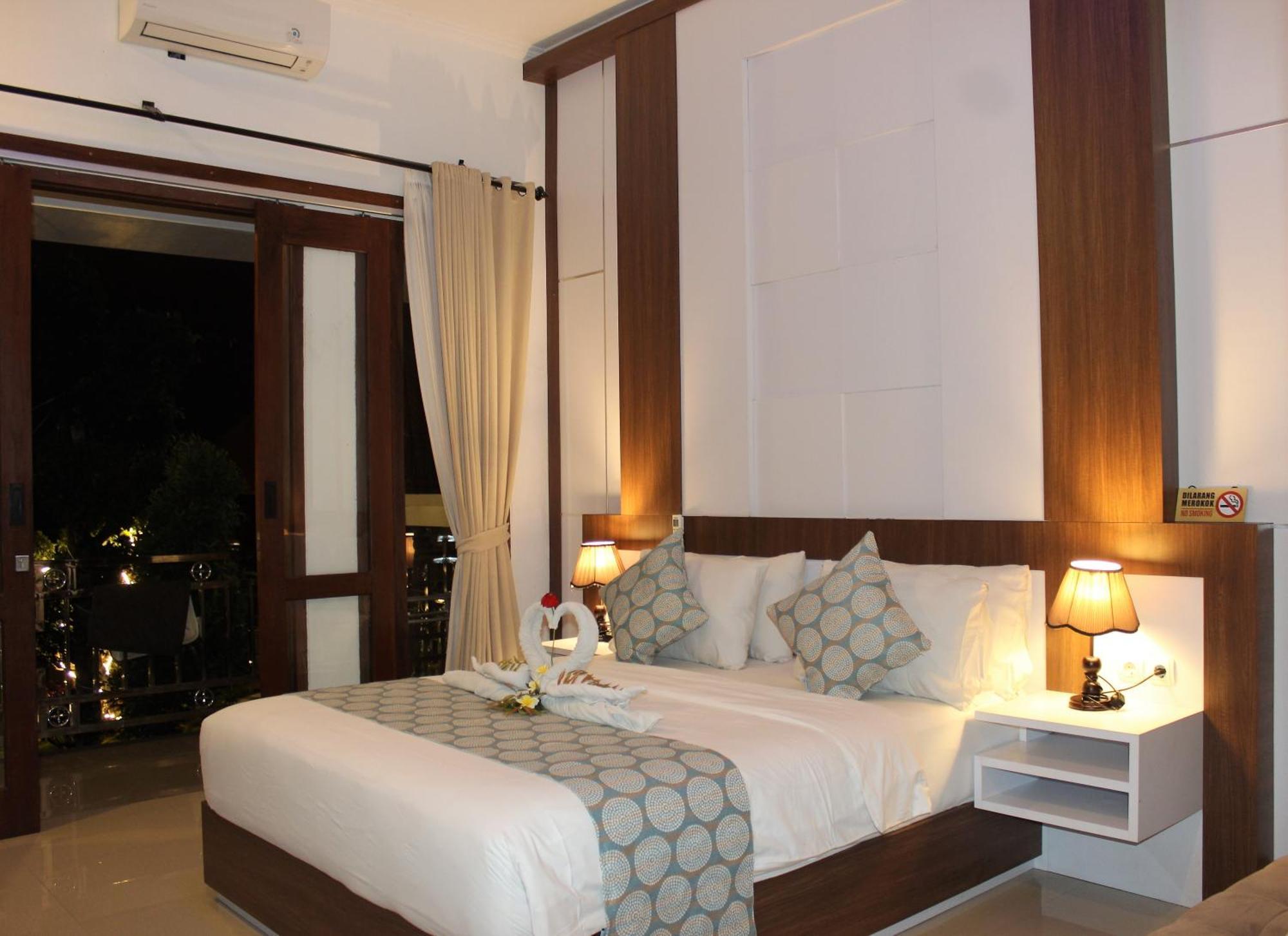 Nusa Sedayu Hotel By Ocean View Batununggul Εξωτερικό φωτογραφία
