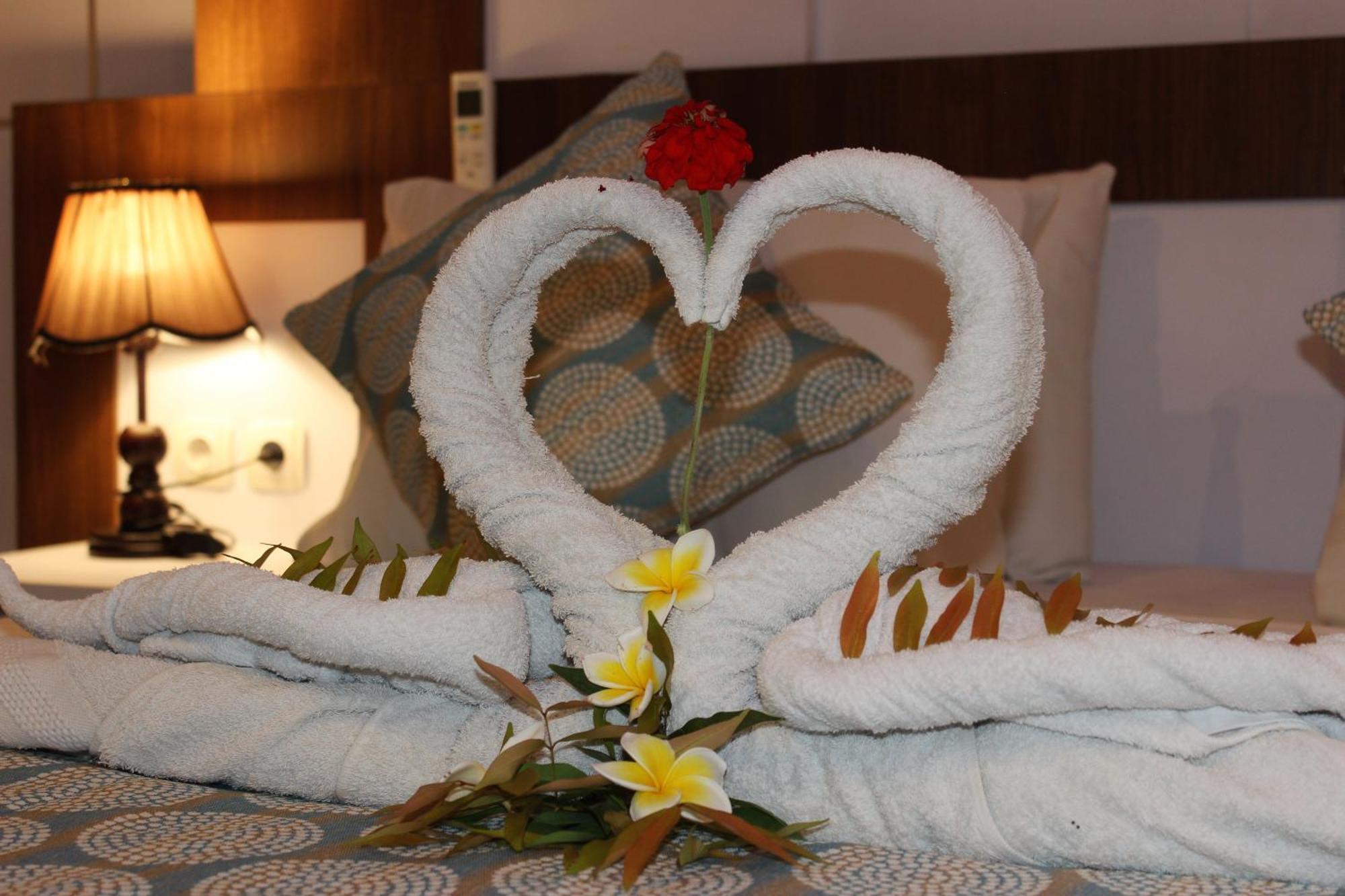 Nusa Sedayu Hotel By Ocean View Batununggul Εξωτερικό φωτογραφία