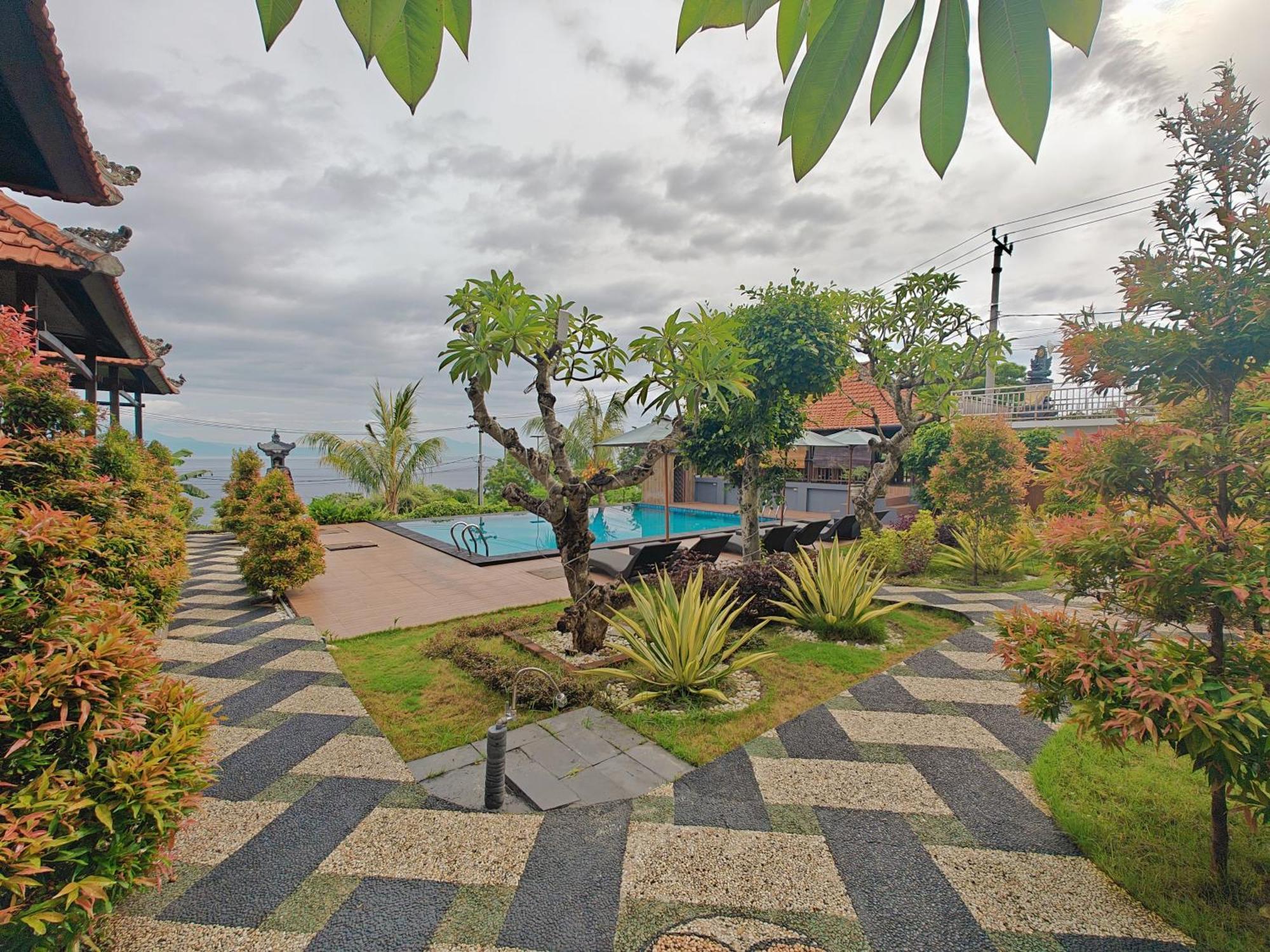 Nusa Sedayu Hotel By Ocean View Batununggul Εξωτερικό φωτογραφία