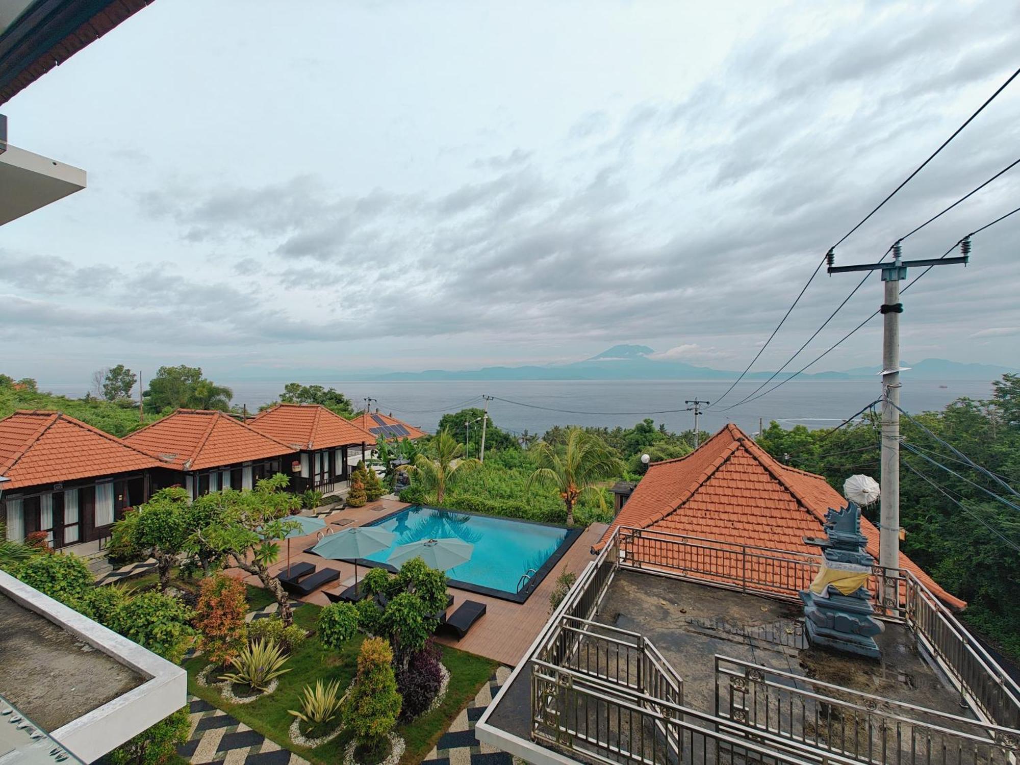 Nusa Sedayu Hotel By Ocean View Batununggul Εξωτερικό φωτογραφία
